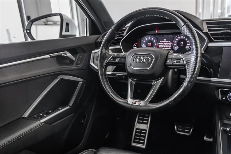 audi Q3 2021 - 31