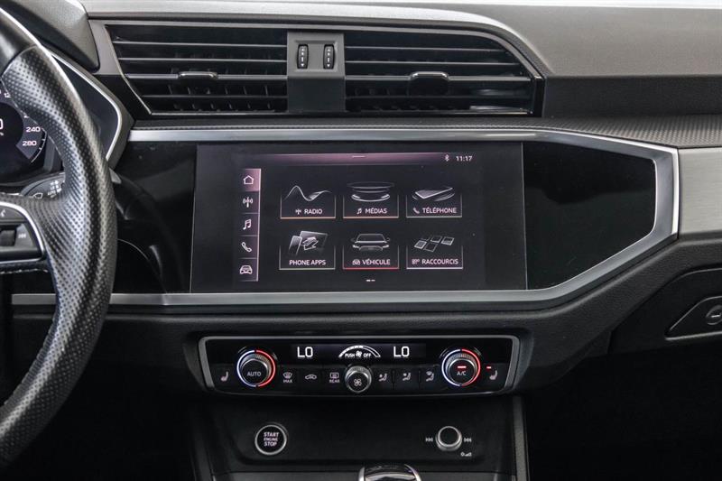 audi Q3 2021 - 32