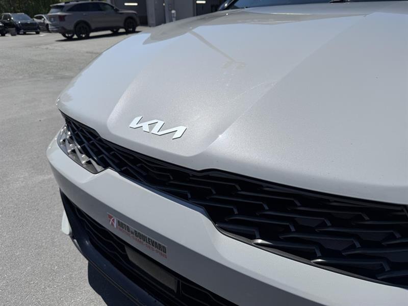 kia K5 2023 - 9