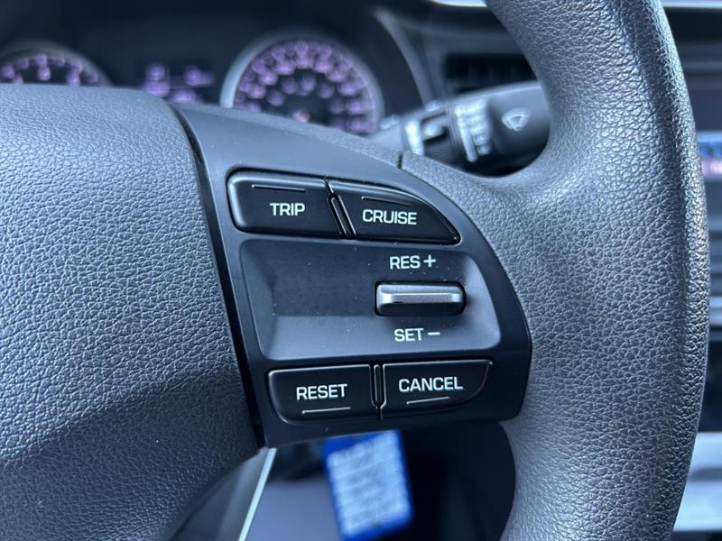 hyundai Elantra 2020 - 16