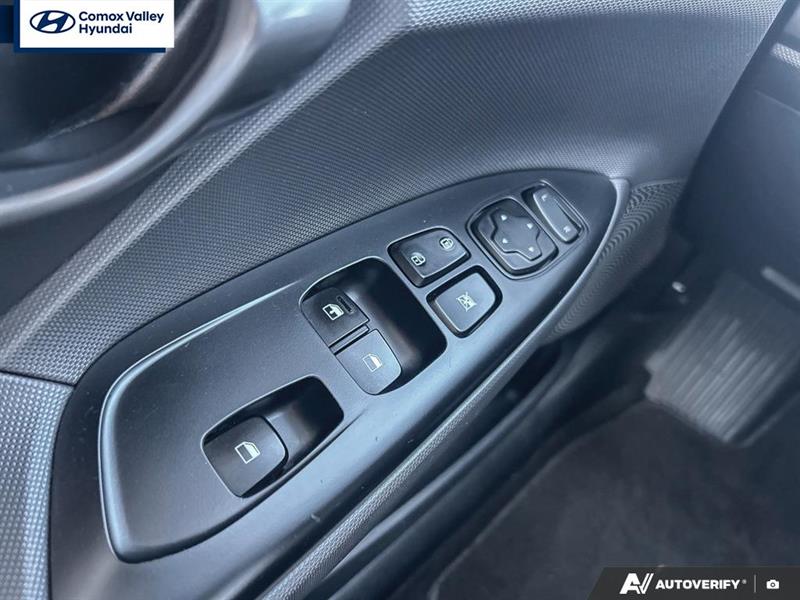 hyundai Veloster 2019 - 24