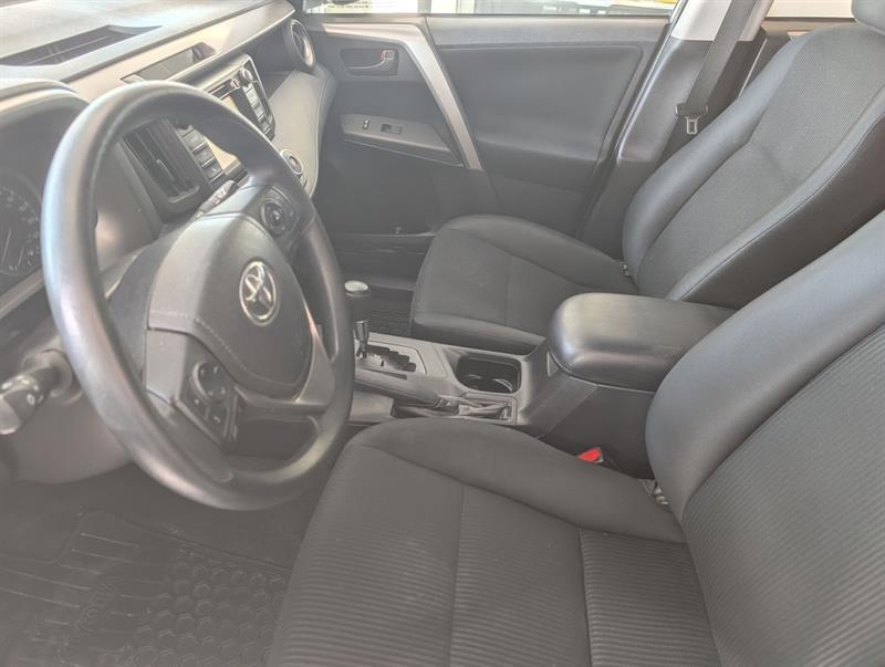 toyota RAV4 2018 - 8