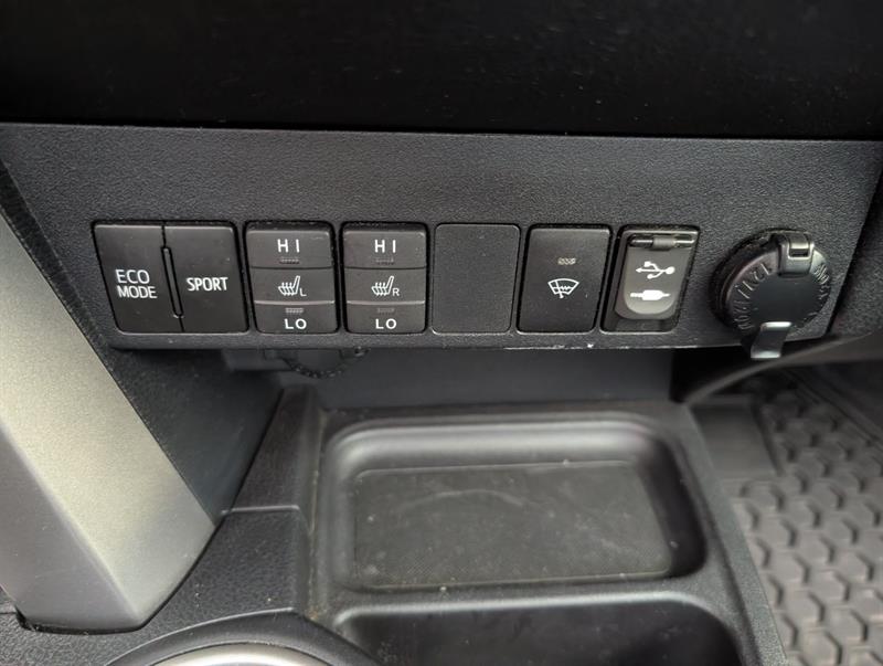 toyota RAV4 2018 - 13