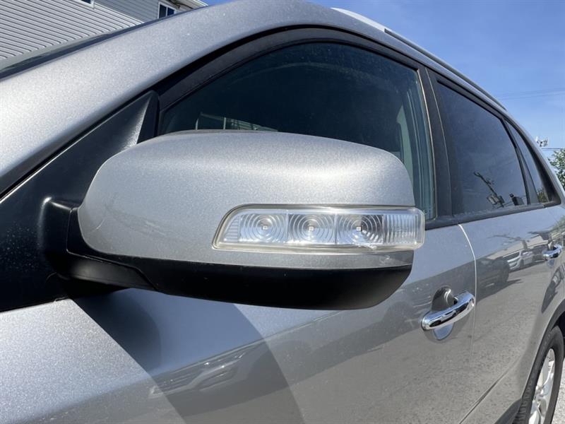 kia Sorento 2015 - 12