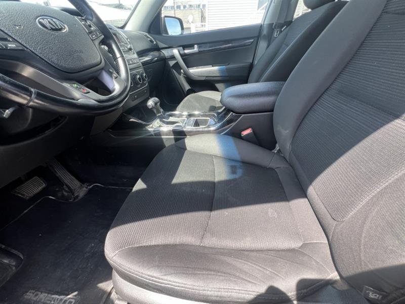 kia Sorento 2015 - 23