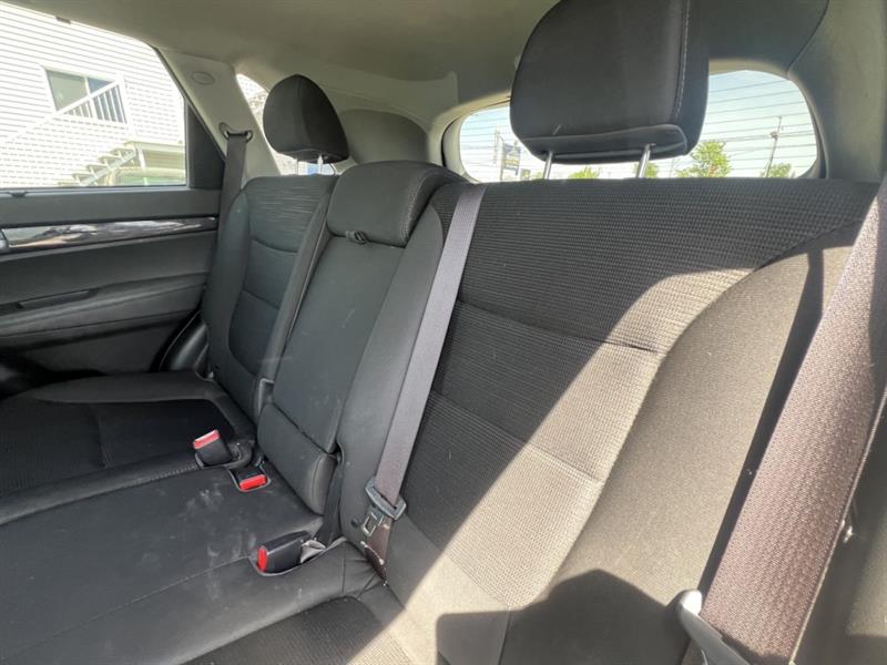 kia Sorento 2015 - 24