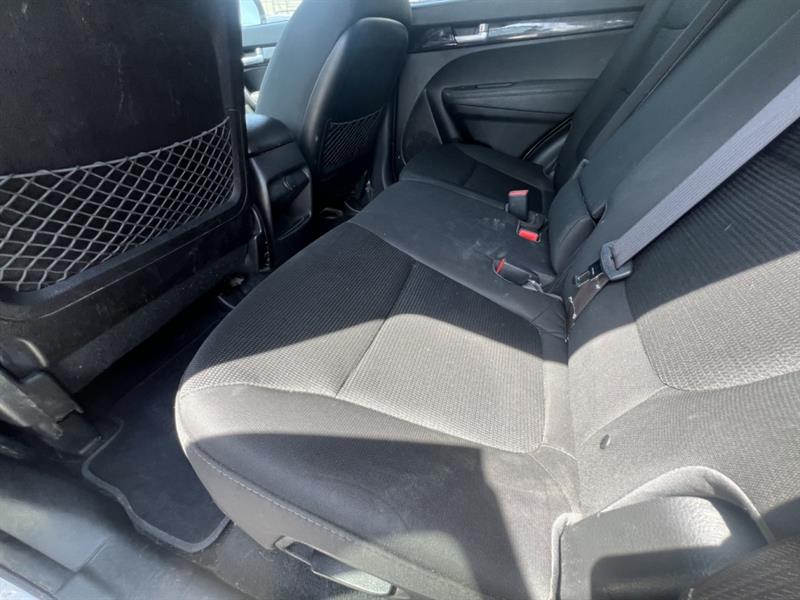 kia Sorento 2015 - 25