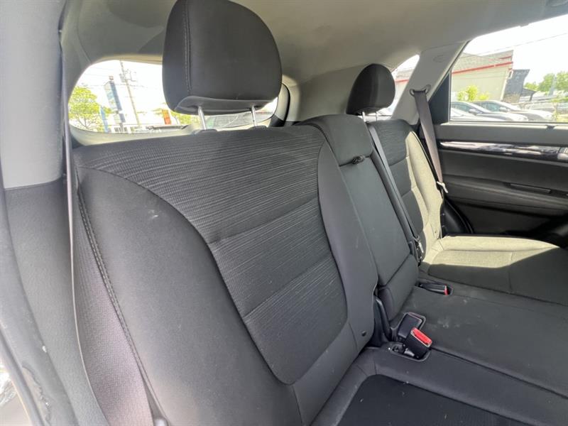 kia Sorento 2015 - 26