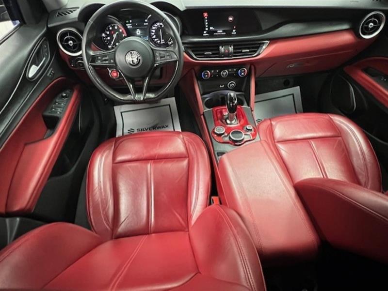 alfa romeo Stelvio 2018 - 12