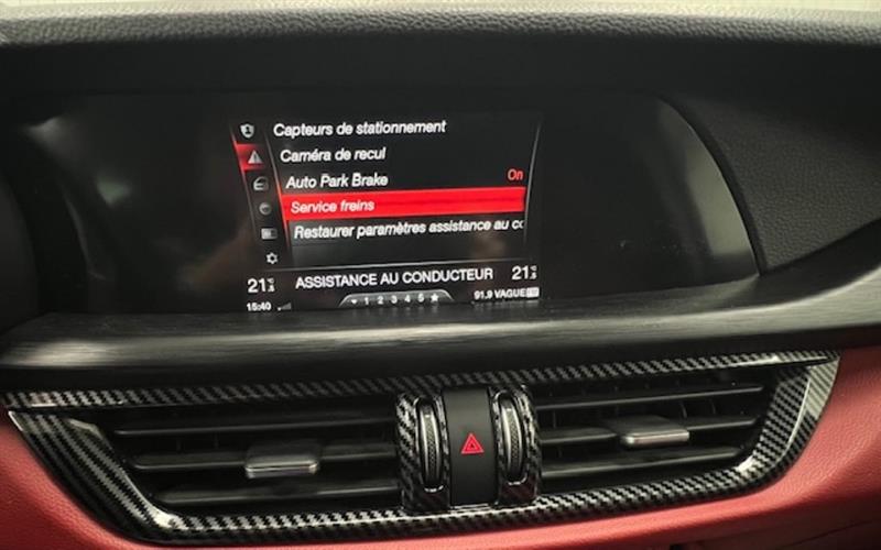alfa romeo Stelvio 2018 - 21