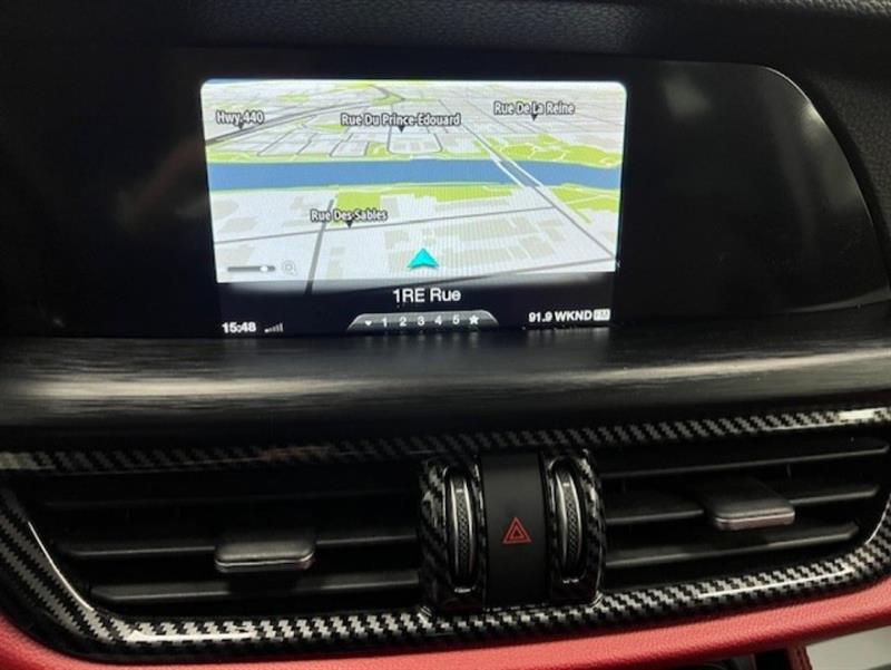 alfa romeo Stelvio 2018 - 23