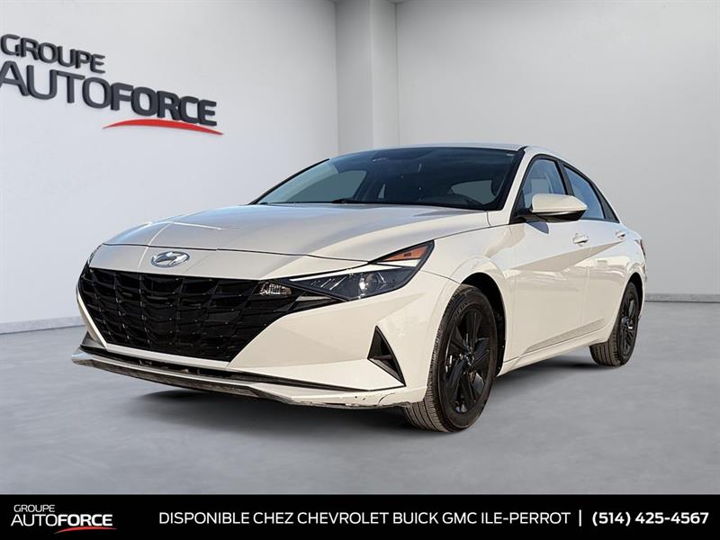 hyundai Elantra 2022