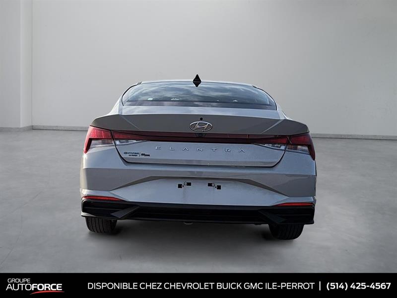 hyundai Elantra 2022 - 4