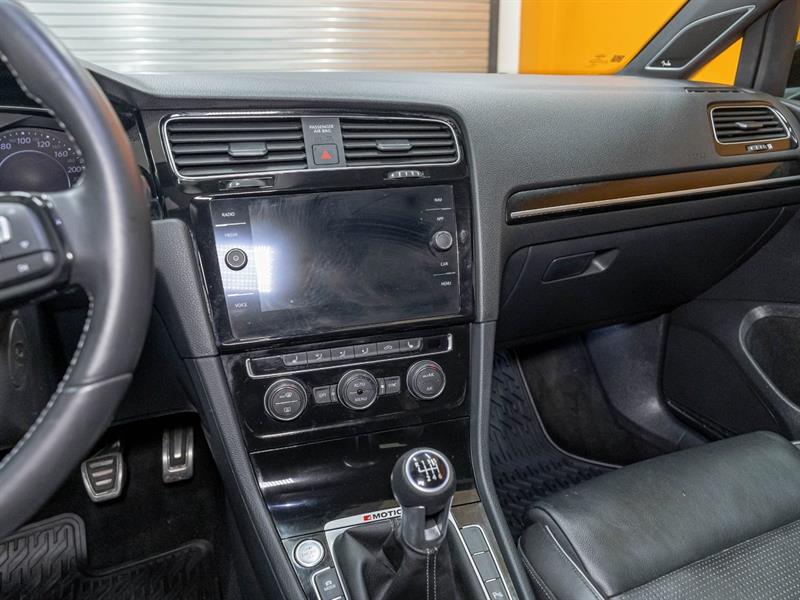 volkswagen Golf R 2019 - 21