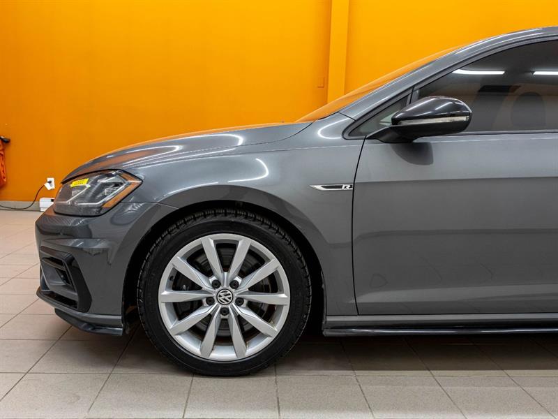 volkswagen Golf R 2019 - 32