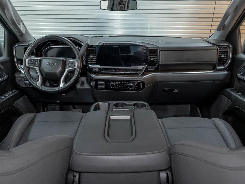 chevrolet Silverado 1500 2024 - 11