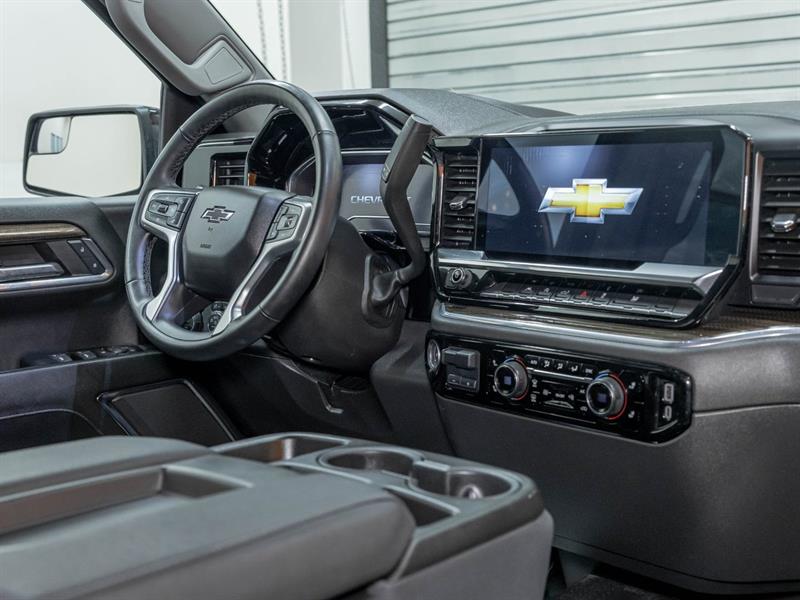 chevrolet Silverado 1500 2024 - 32