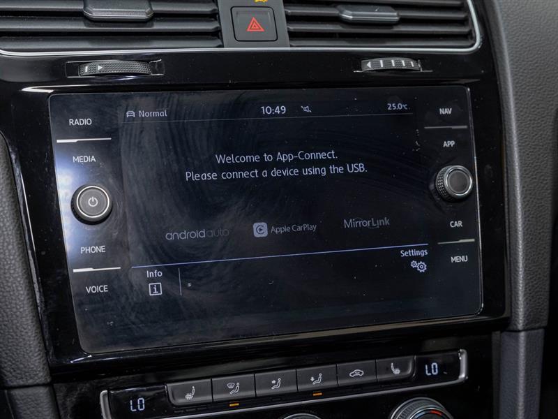 volkswagen Golf R 2019 - 16