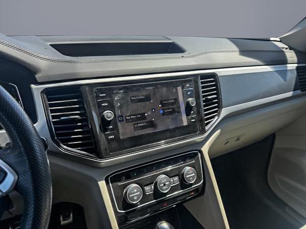 volkswagen Atlas 2021 - 16