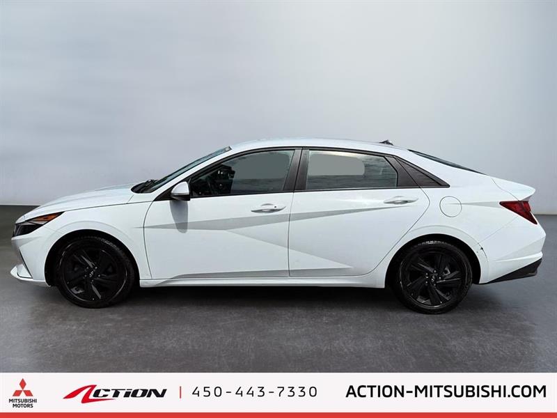 hyundai Elantra 2022 - 2