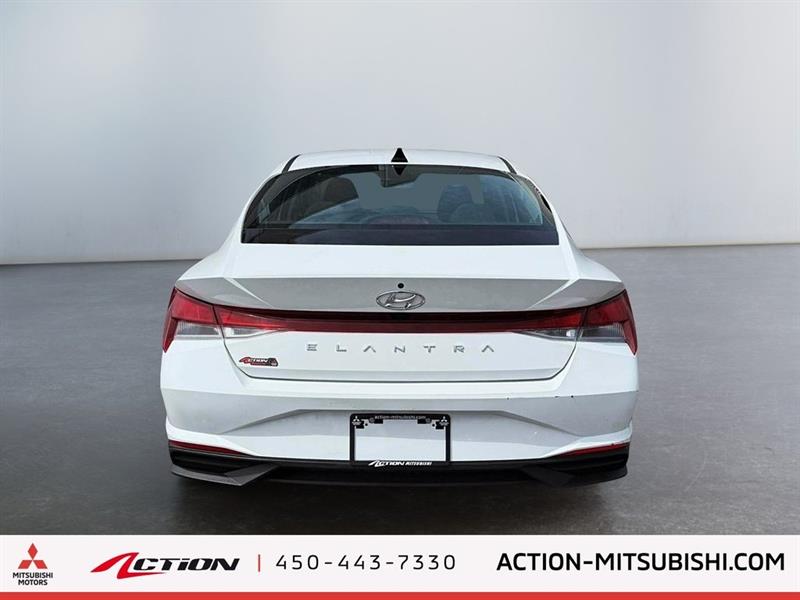 hyundai Elantra 2022 - 4