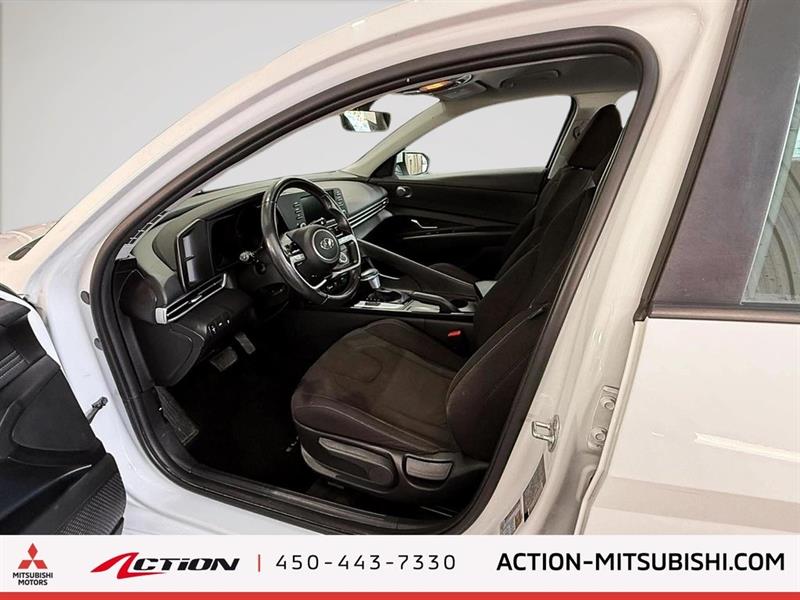 hyundai Elantra 2022 - 10