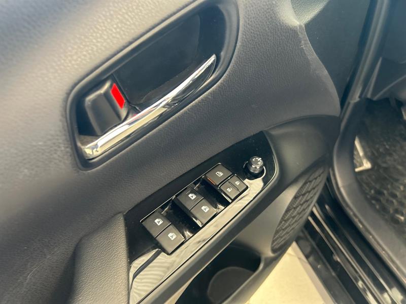 toyota Prius 2018 - 16