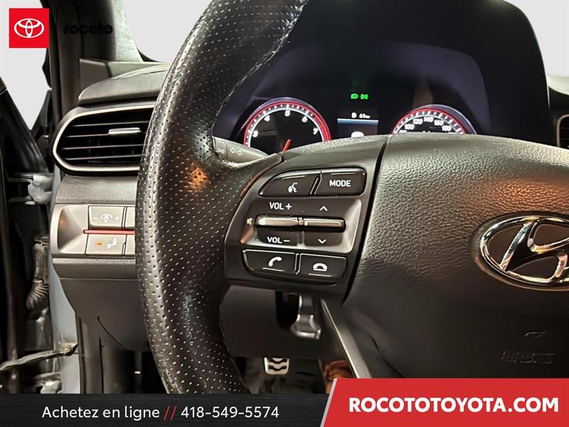 hyundai Veloster 2019 - 12