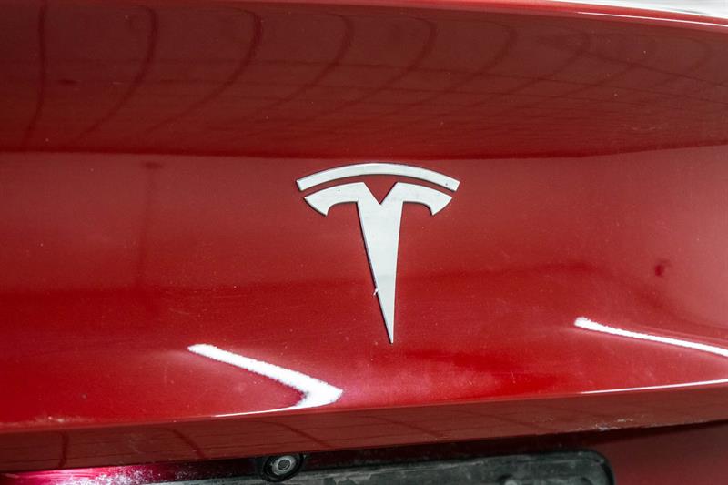 tesla Model 3 2019 - 9