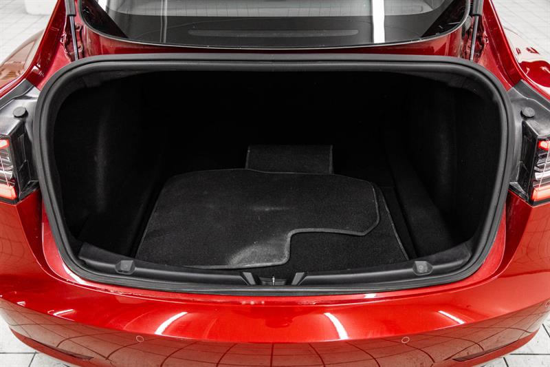 tesla Model 3 2019 - 10