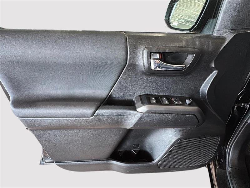toyota Tacoma 2023 - 15