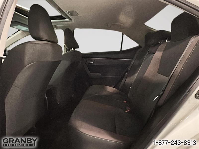 toyota Corolla 2018 - 12