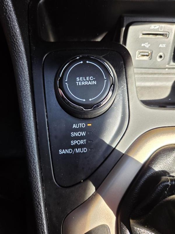 jeep Cherokee 2017 - 21