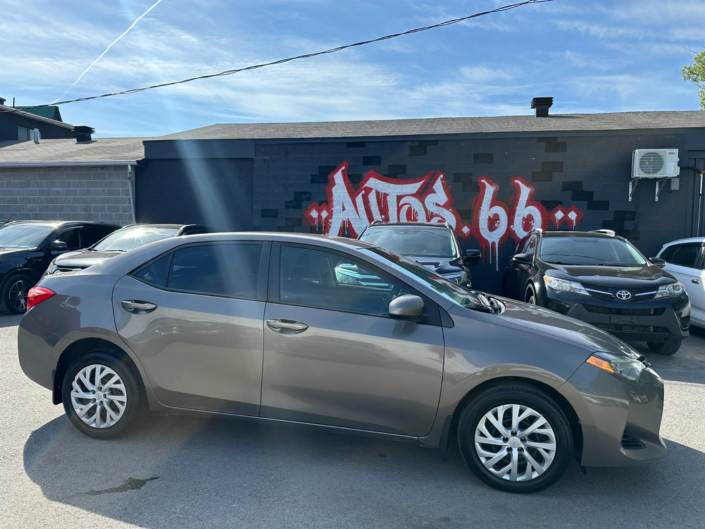 Gray 2017 Toyota Corolla LE Sedan Front-Wheel Drive Automatic