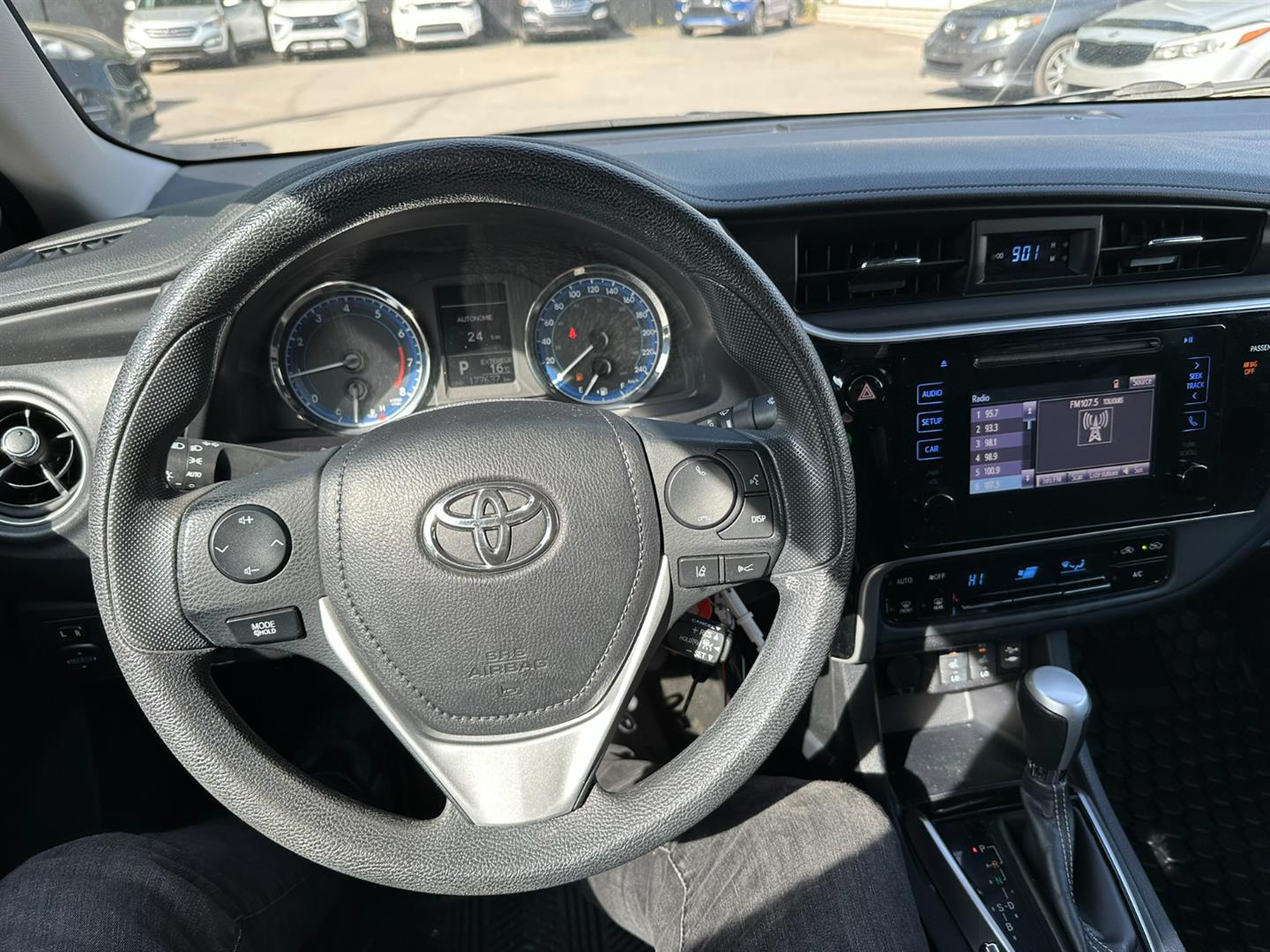 toyota Corolla 2017 - 15