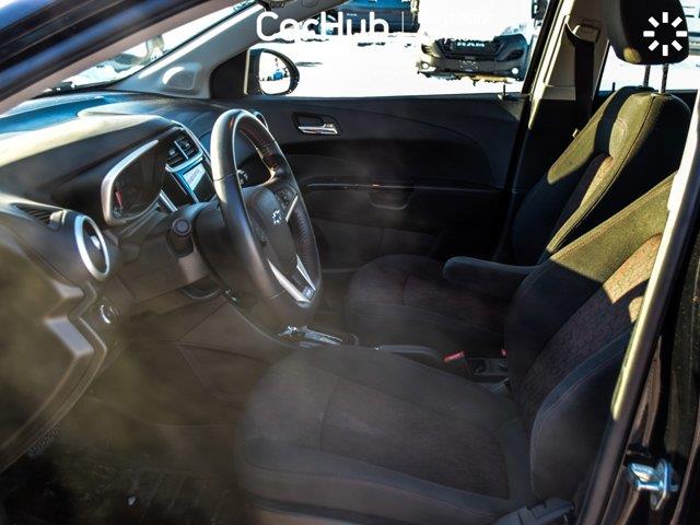 chevrolet Sonic 2018 - 17