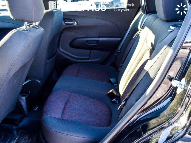 chevrolet Sonic 2018 - 18