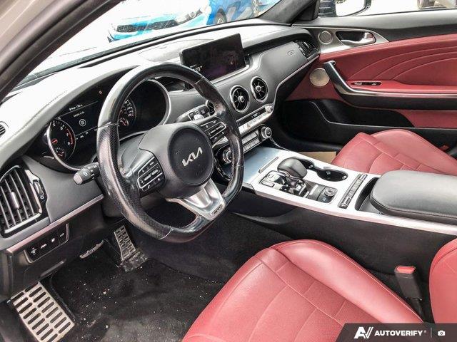 kia Stinger 2023 - 12