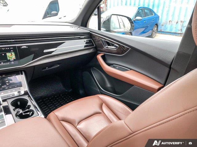 audi Q7 2021 - 24