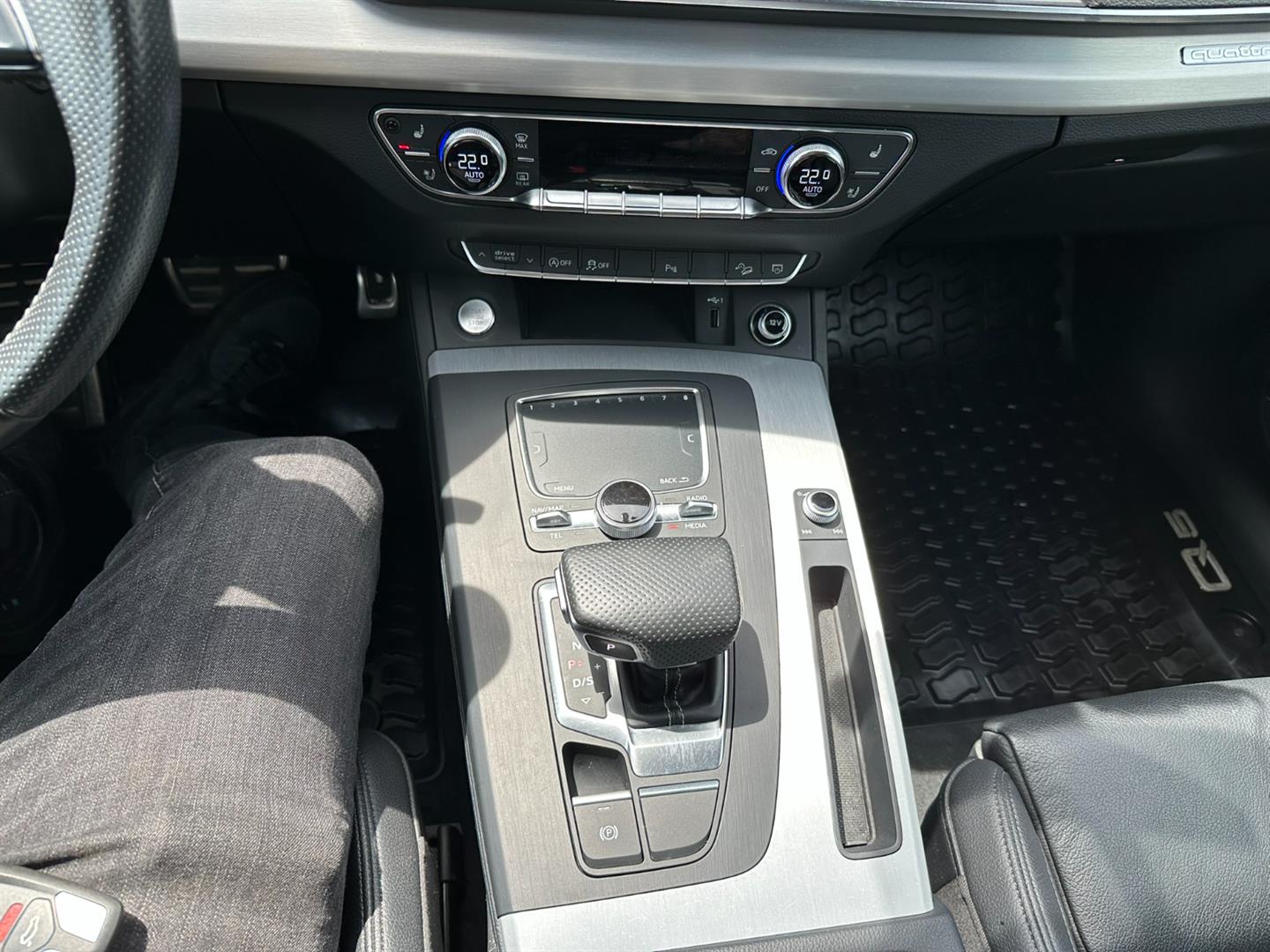 audi Q5 2018 - 13