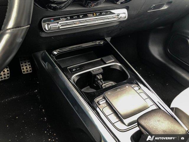 mercedes-benz GLB 2022 - 17