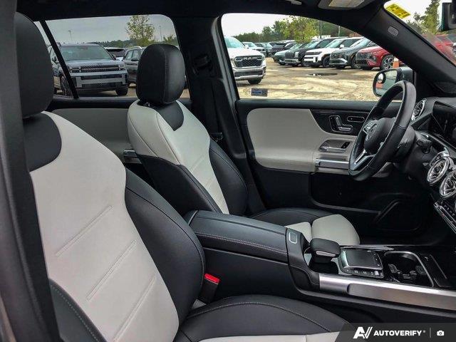 mercedes-benz GLB 2022 - 21