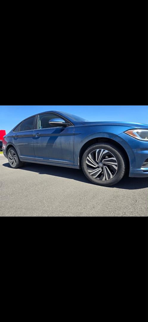 Blue 2019 Volkswagen Jetta Execline FWD Sedan Automatic