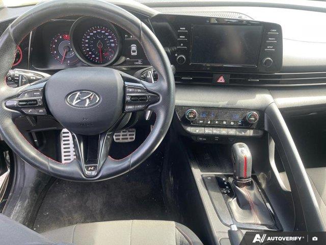 hyundai Elantra 2021 - 24