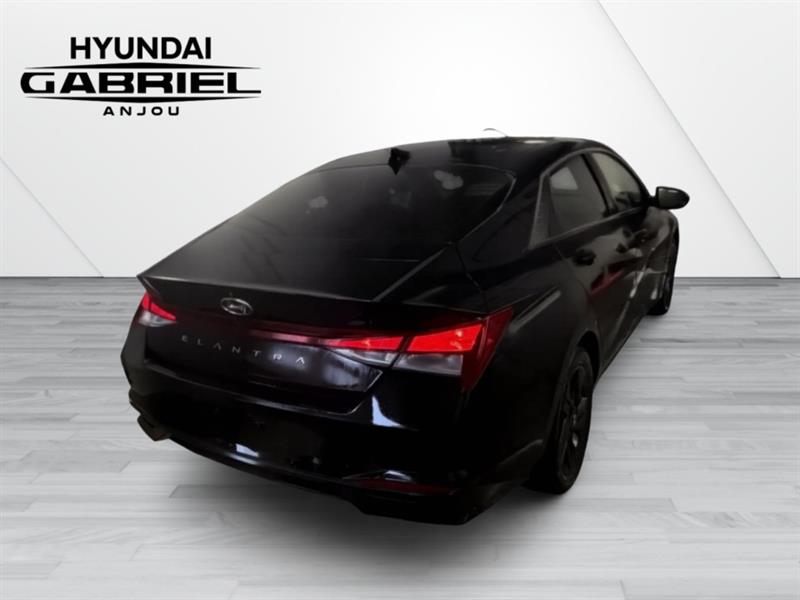 hyundai Elantra 2021 - 17