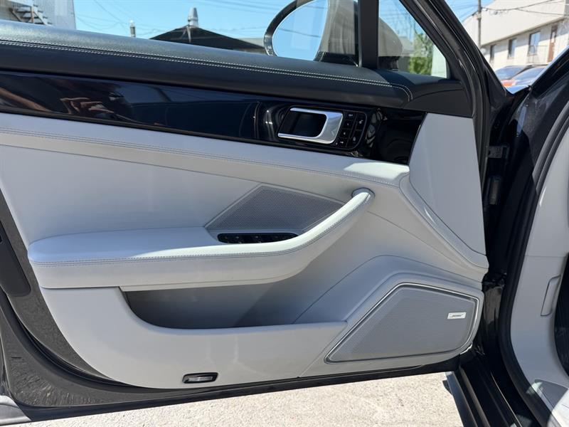 porsche Panamera 2018 - 10