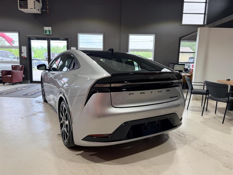 toyota Prius Prime 2024 - 4