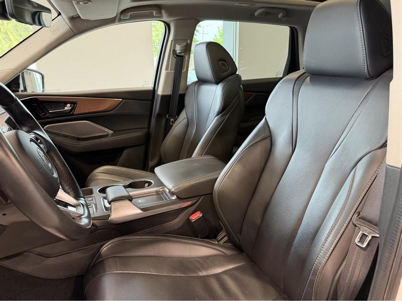 acura MDX 2022 - 14