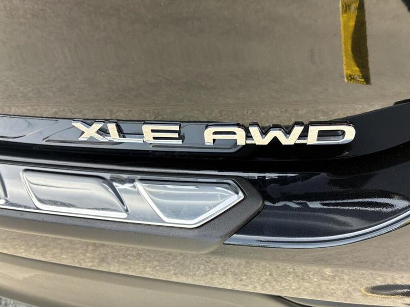 toyota Highlander 2023 - 10