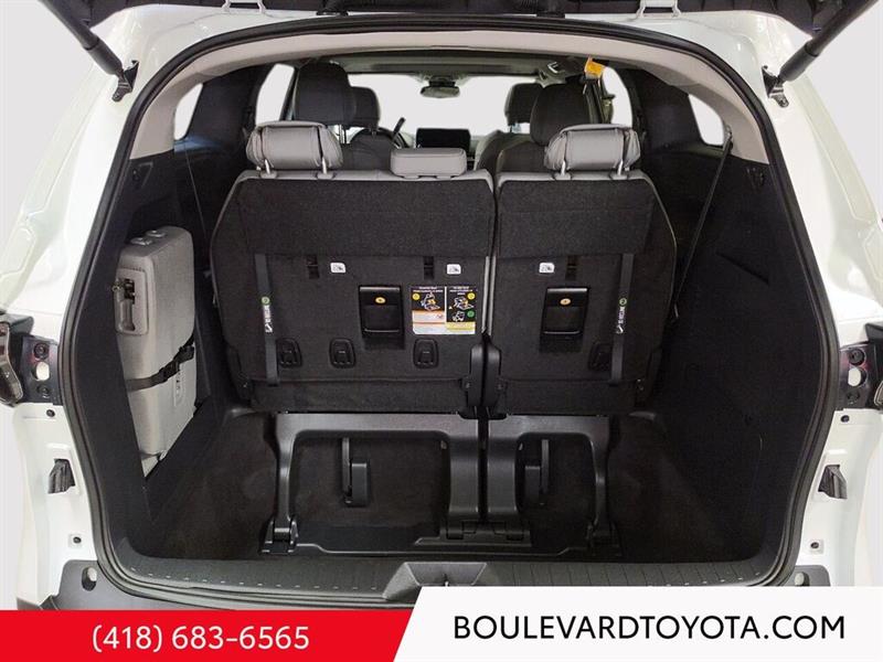 toyota Sienna 2025 - 24